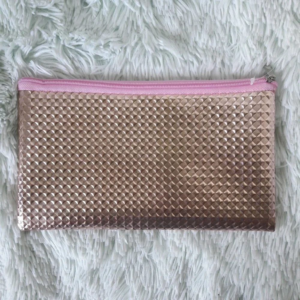 NWOT Pink geometric holographic shiny cosmetic bag
